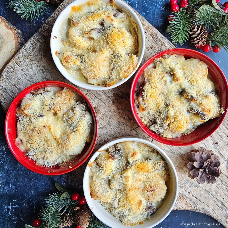 cassolette-de-saint-jacques-a-la-bechamel-de-champignons-maison-borde.jpg