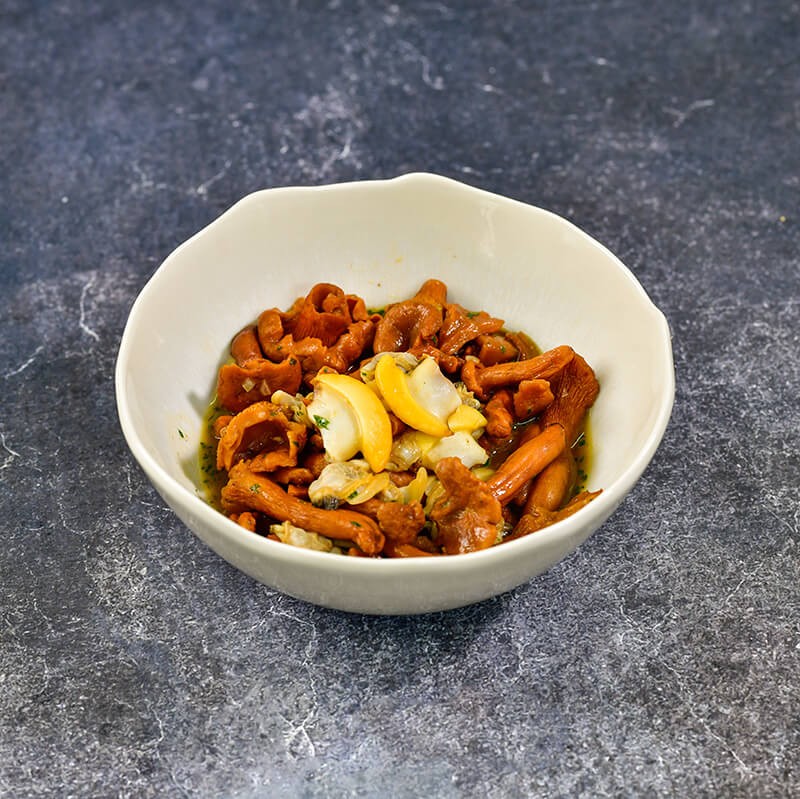 girolles-lyophilisees-et-coquillages-maison-borde.jpg