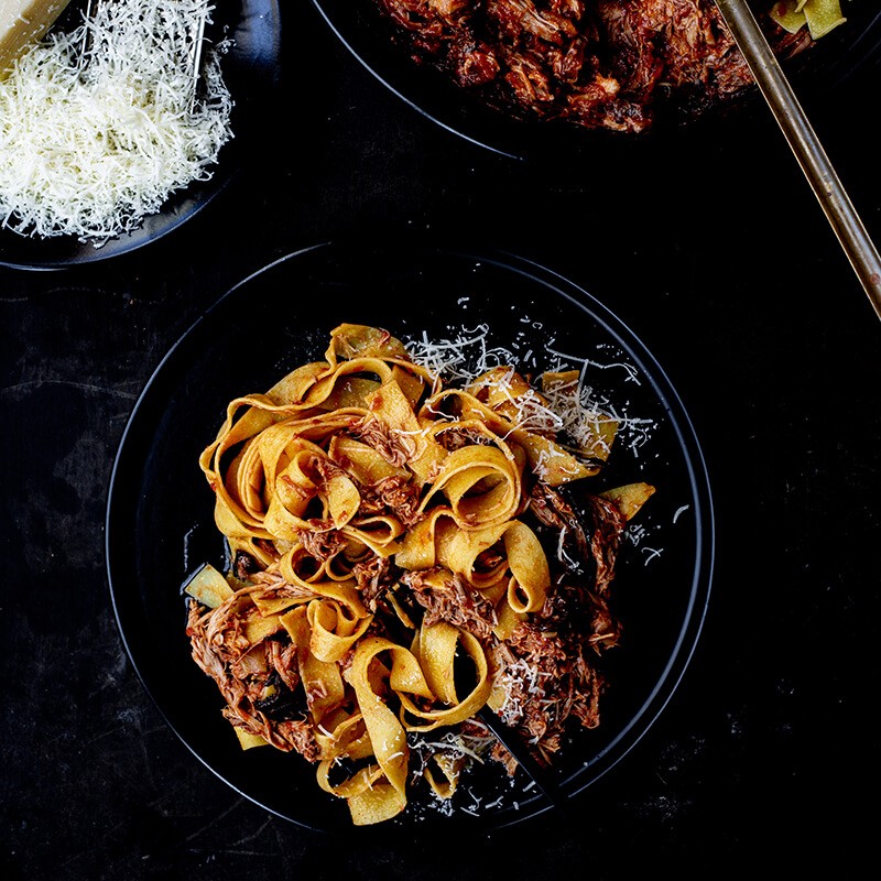ragout-de-porc-aux-bolets-et-cepes-seches-maison-borde.jpg
