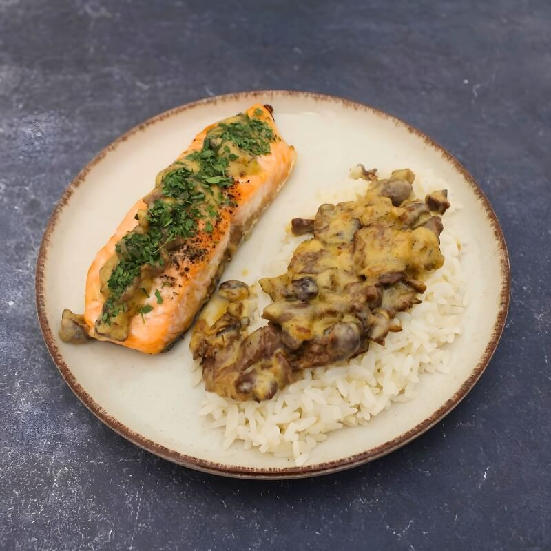 saumon-en-papillote-sauce-citronnee-aux-mousserons-seches-maison-borde.jpg