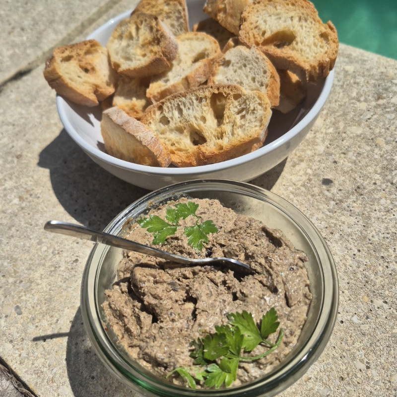tartinade-aux-champignons-forestiers-maison-borde.jpg